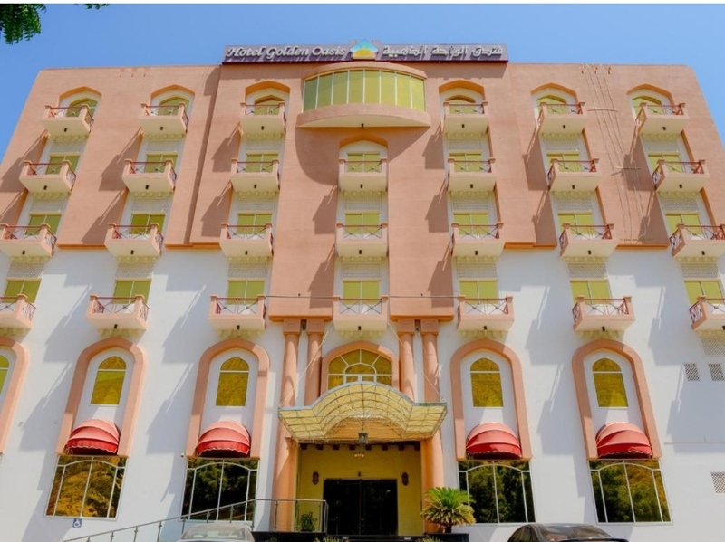 Hotel Golden Oasis