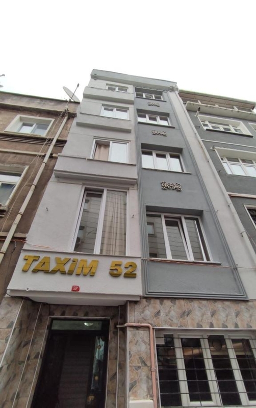 Taksim 52